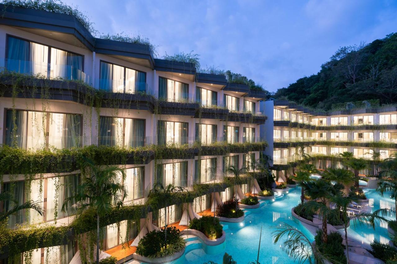 Panwaburi Beachfront Resort - Sha Extra Plus Εξωτερικό φωτογραφία The hotel at night