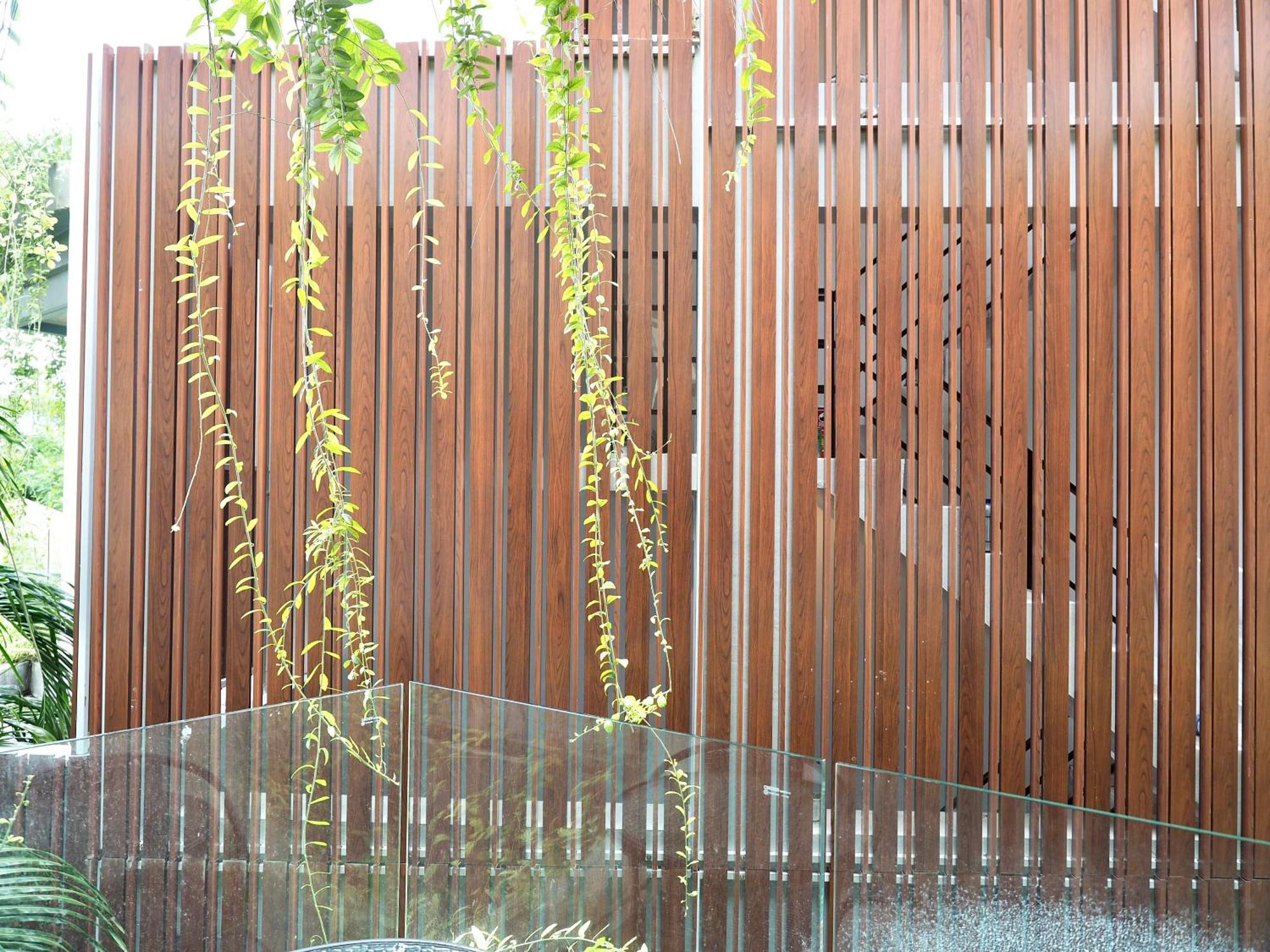 Panwaburi Beachfront Resort - Sha Extra Plus Εξωτερικό φωτογραφία Detail of the house